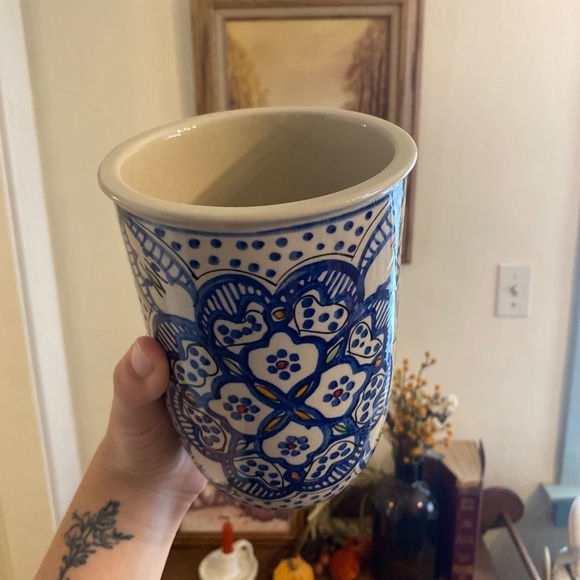 Flower vase/utensil holder - Picture 2 of 3